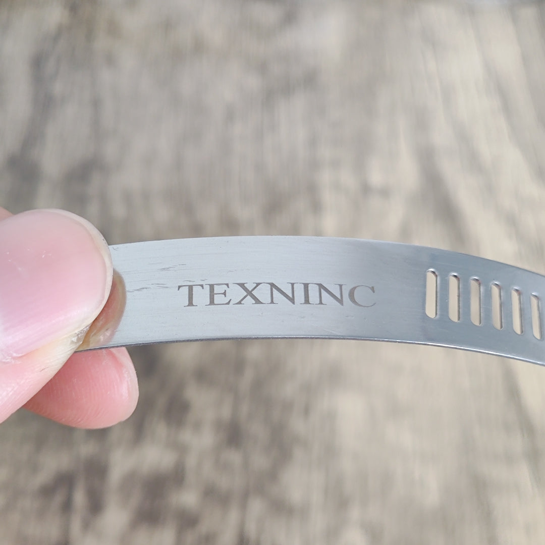 TEXNINC Stainless Steel Metal pipe clips - Resistant, Adjustable, Easy Screw Tightener