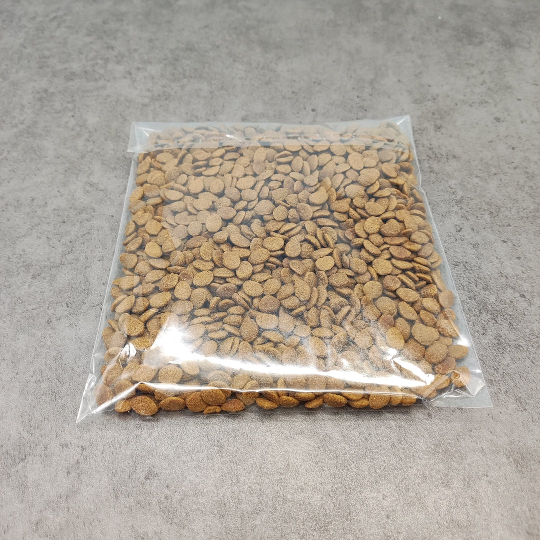 Metz Chicken & Fish Dry Cat Food, 18 Oz - Essential Nutrition for Small Breed Cats