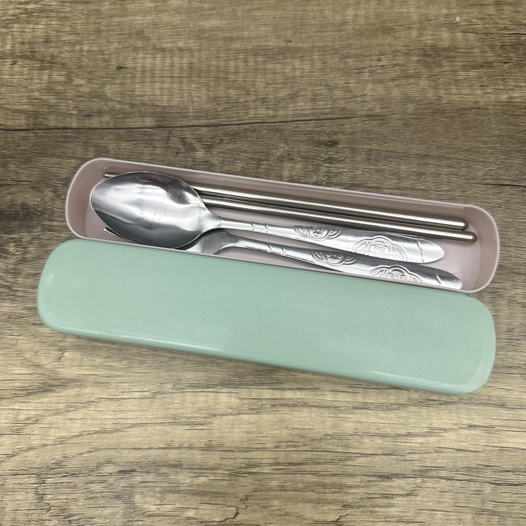 KAWASIMAYA Portable Table cutlery Lightweight Stainless Steel Travel Cutlery Kit with Carrying Case