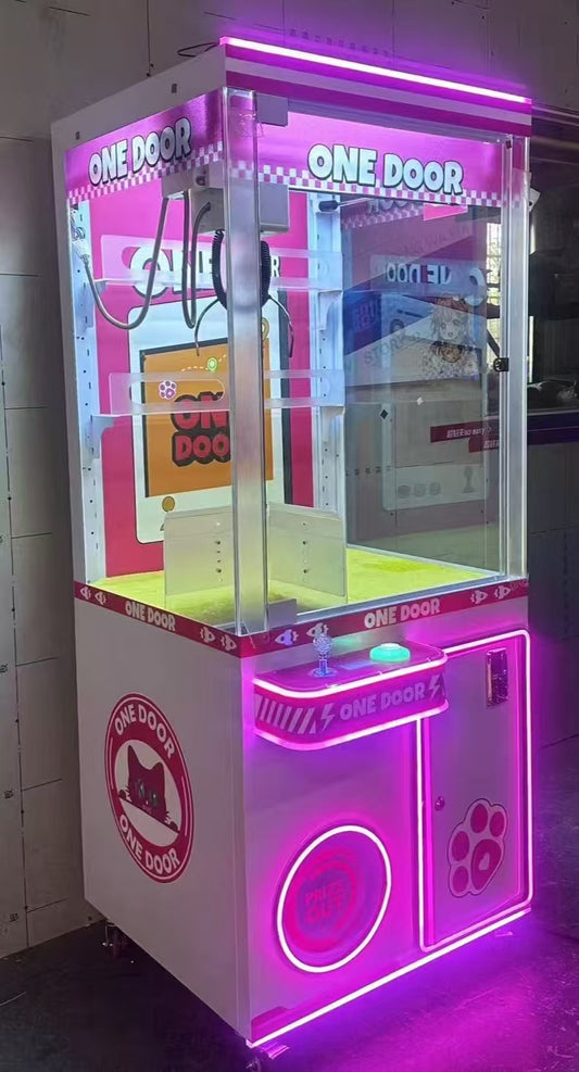 ONE DOOR Claw Crane: A Box of Fantasy and Joy