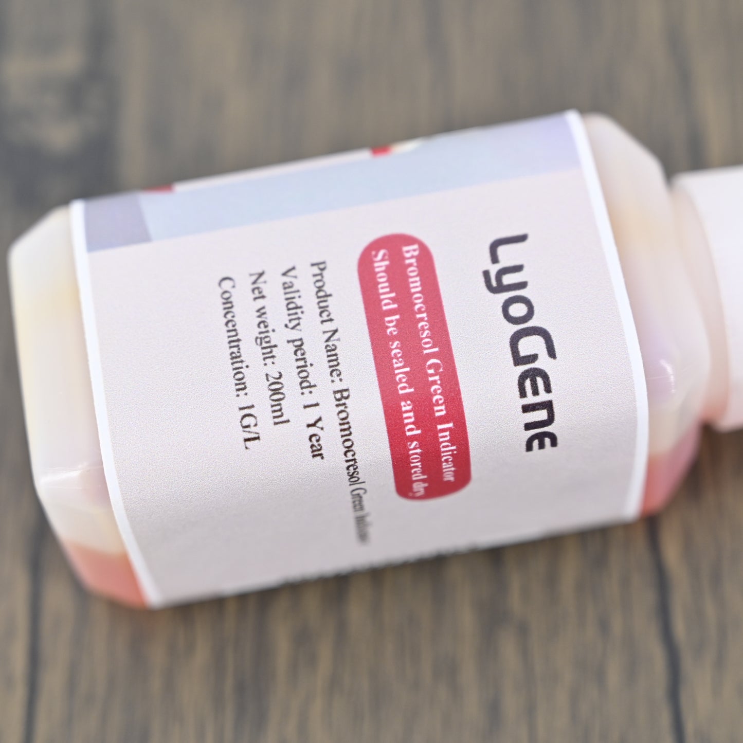 LyoGene Bromocresol Green Indicator for Acid-base Reaction, 200ml
