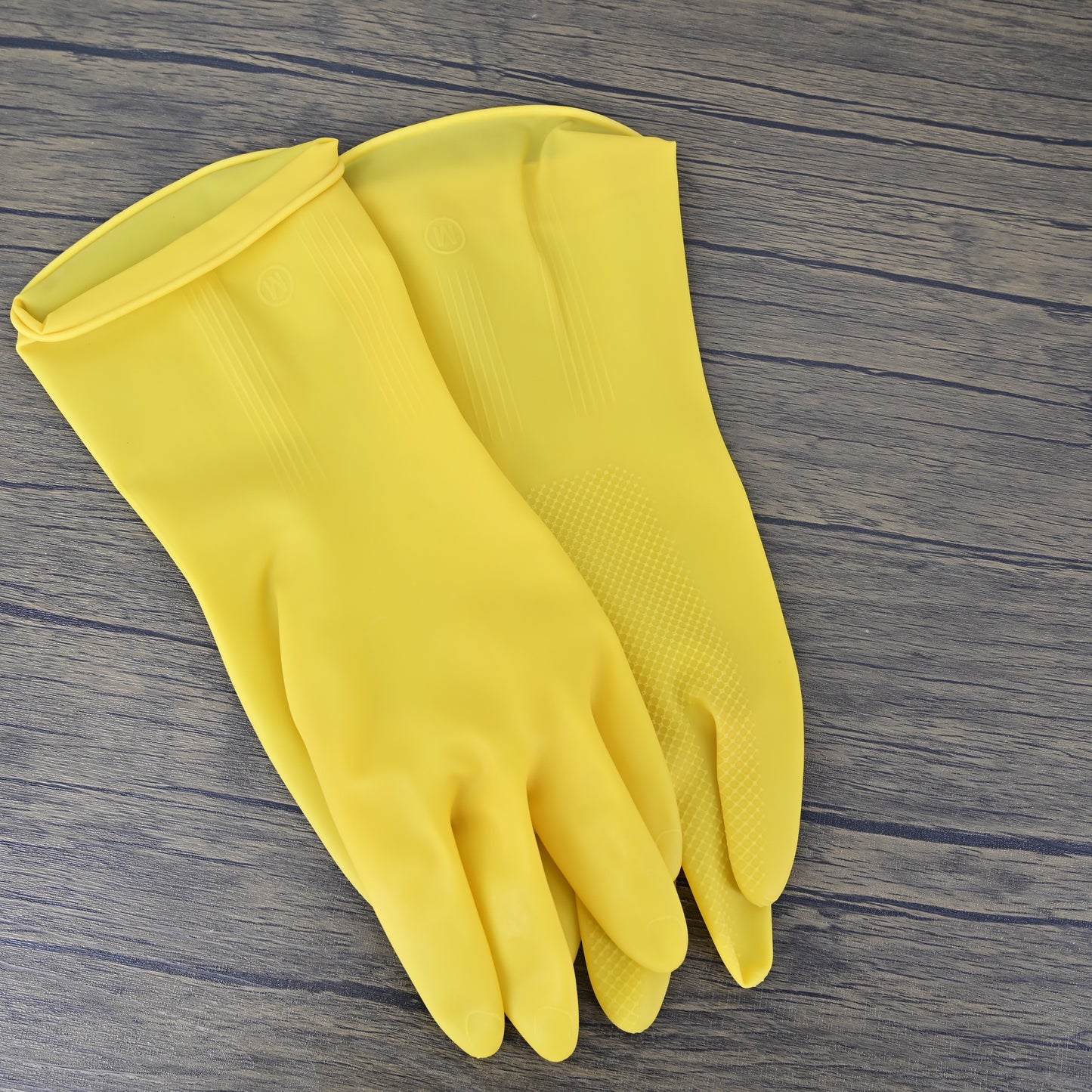 Taction 1 Pair Everyday Protection Reuseable Rubber Cleaning Gloves Household Gloves in Yellow