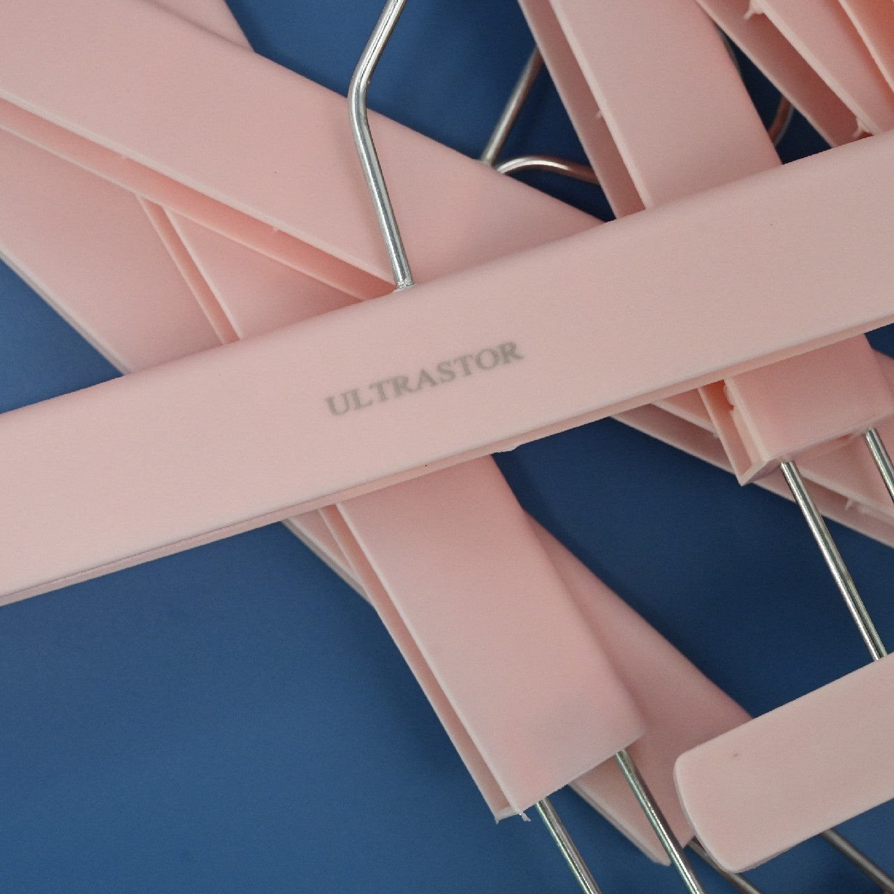 ULTRASTOR Clothes Hanger Magic Hanger Seamless Non-Slip Adult Plastic Hanger