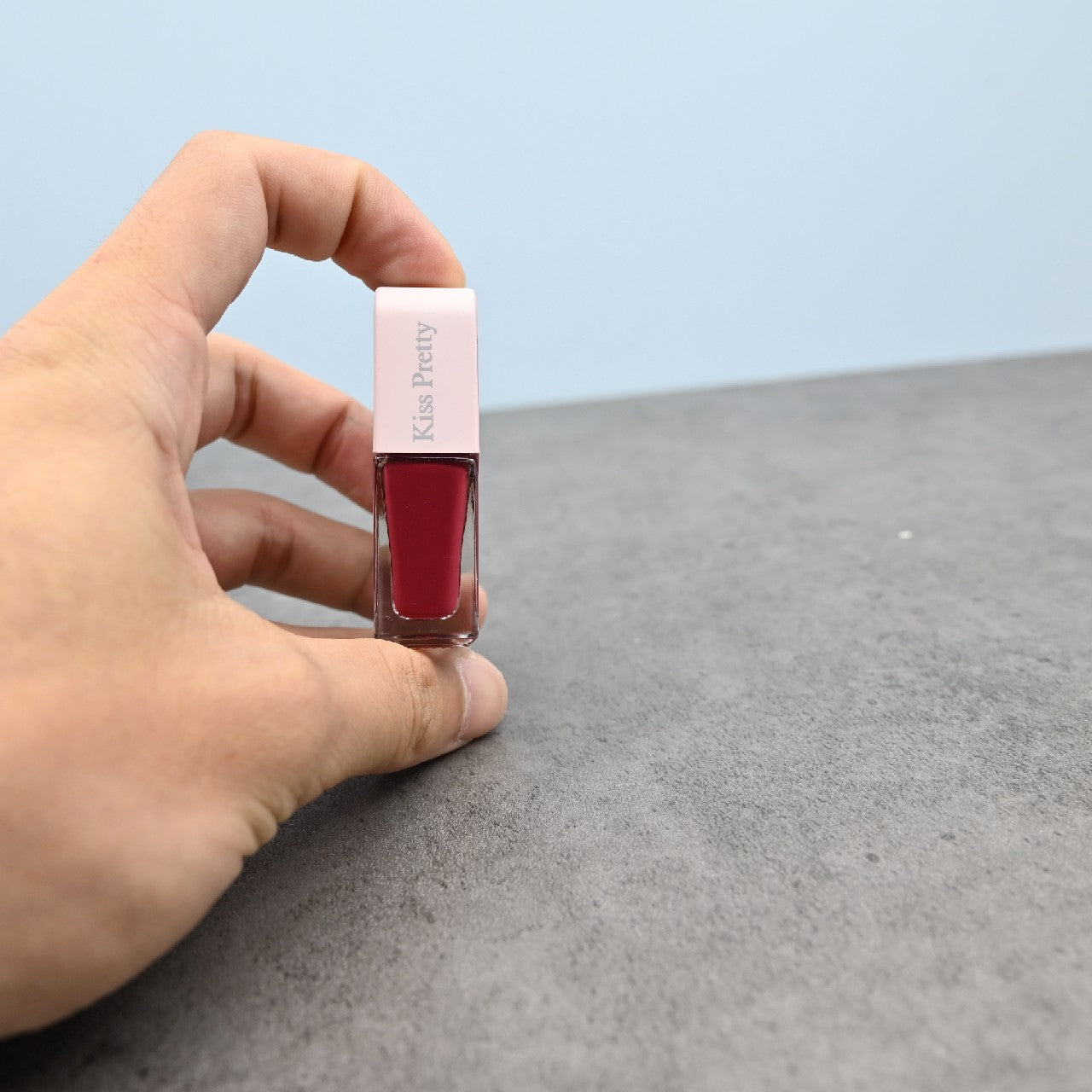 Kiss Pretty Non-Toxic Eco-Friendly Quick Dry Long Lasting Nail Polish for Women In Pink
