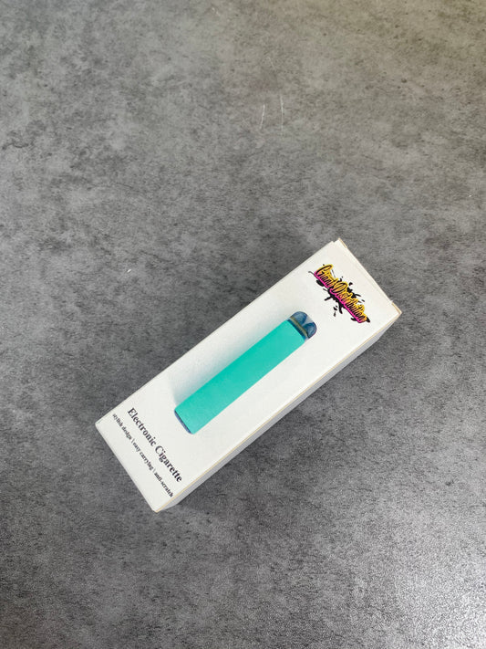 Giant Distribution Light Nicotine Fruit Flavor Content E-cigarettes in Green