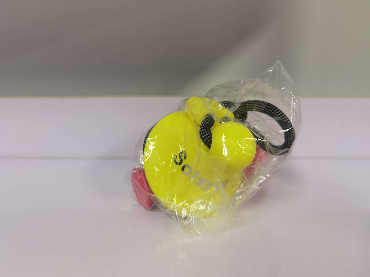 SOLAYCE 2 Pcs Pet Toys, Cat and Dog Toys, Plastic Teeth Chew Toys, Toys for Boredom to Pass the Time