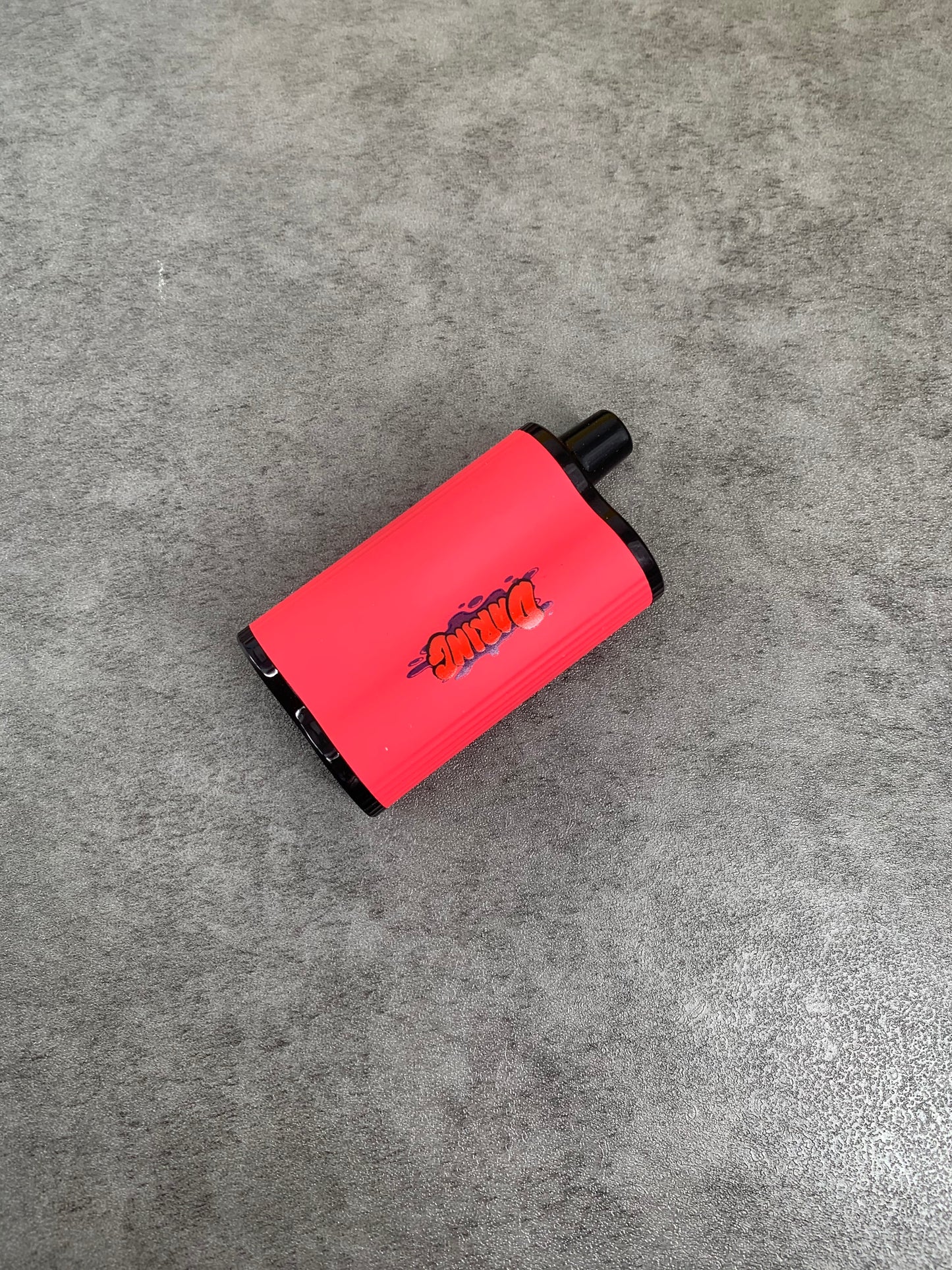 DARING Light Nicotine Strawberry Flavor Electronic Cigarettes in Red