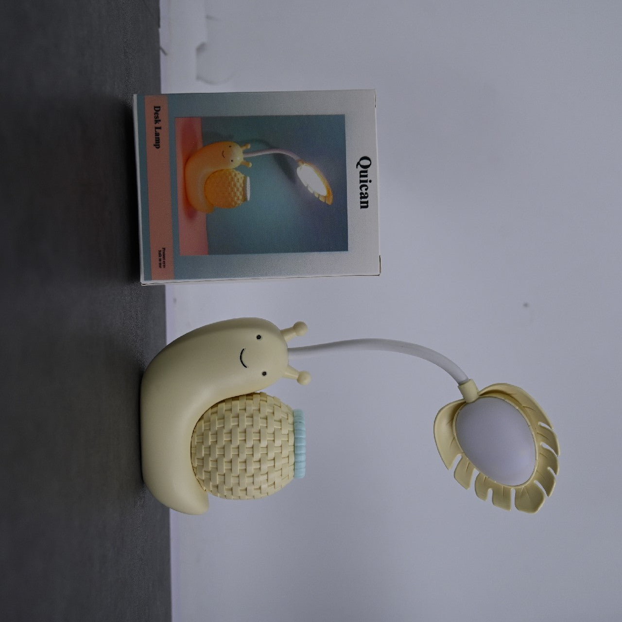 Quican Cute Cartoon Snail Shape Desk Lamp for Children Protect Eyes Lamp In Yellow