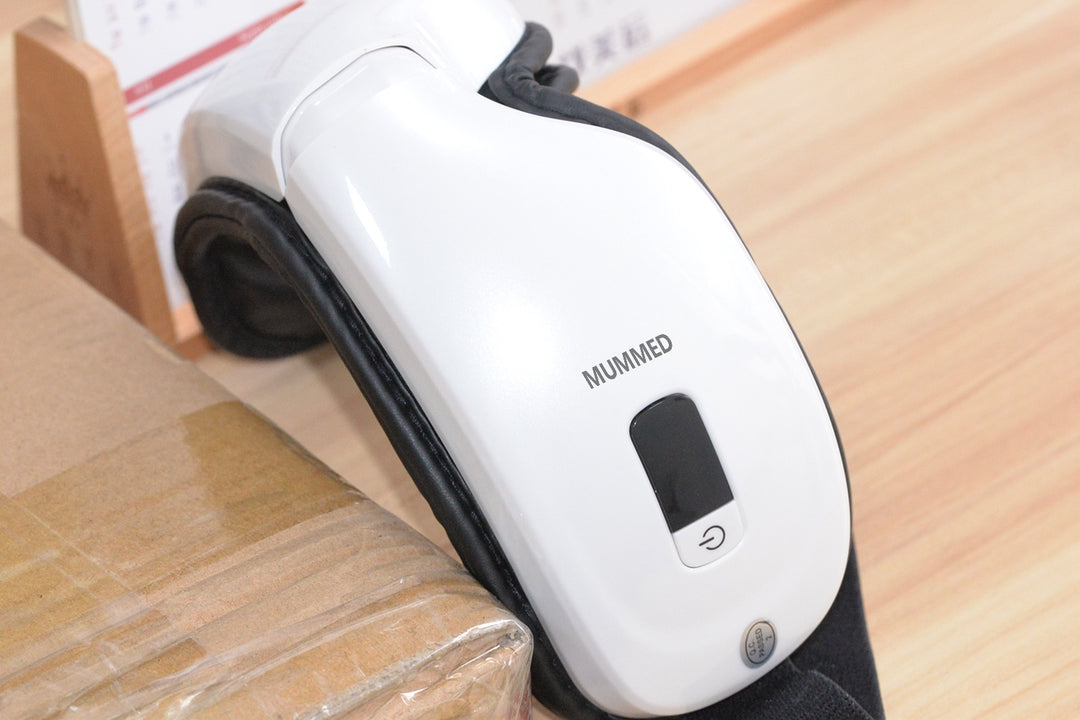 MUMMED Eye Massage Apparatus, White, Eye Massager with Heat and Vibration