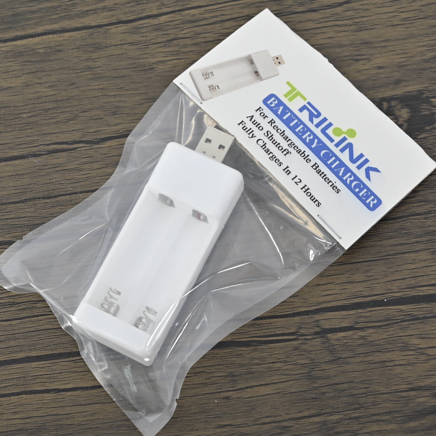 TRILINK 2 Slot Strong and Durable White Battery Charger