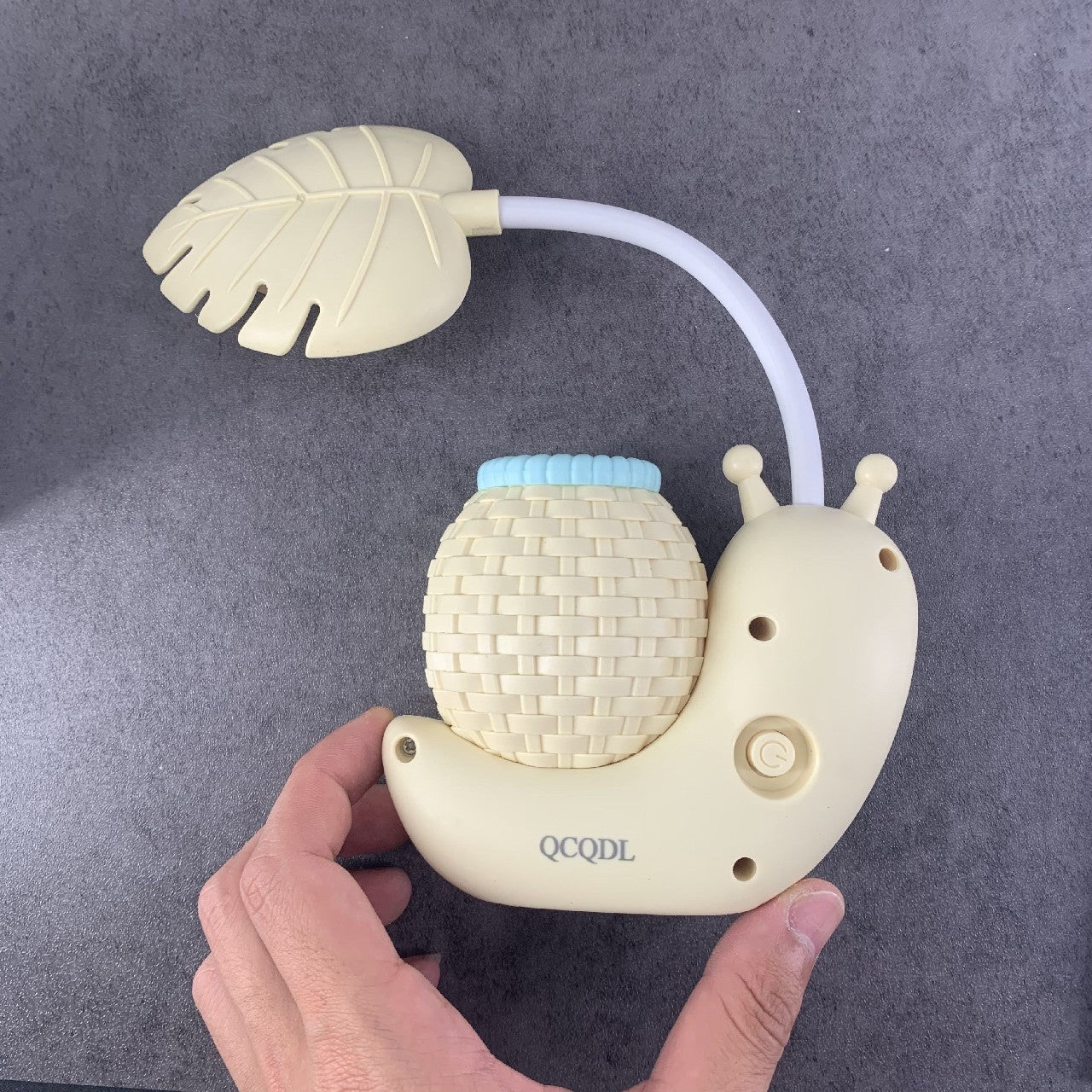 QCQDL Desk Lamp Cute Cartoon Snail Shape Desk Lamp for Children Protect Eyes Lamp In Yellow