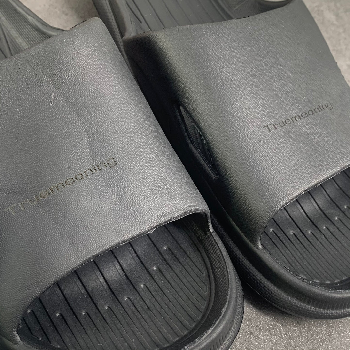 Truemeaning Black Household Soft Sole Slippers Bathroom Non-slip Slippers