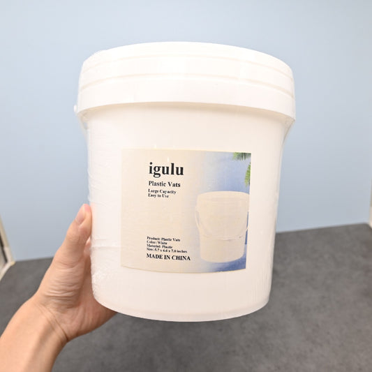 igulu Heavy Duty Plastic Bucket with Comfortable Handle, Vats for Home Improvement