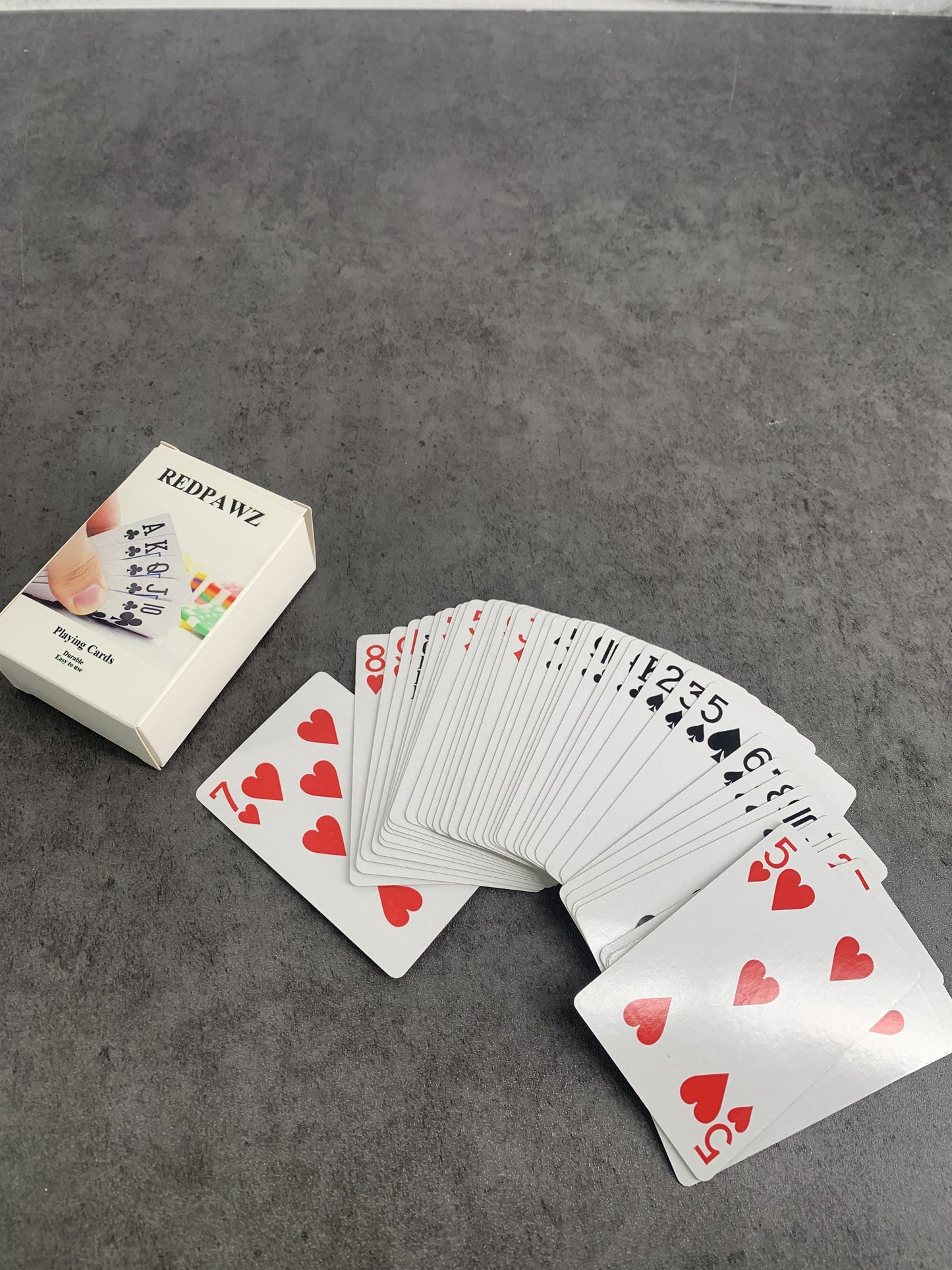 REDPAWZ Standard Paper Playing Card Ordinary Playing Cards