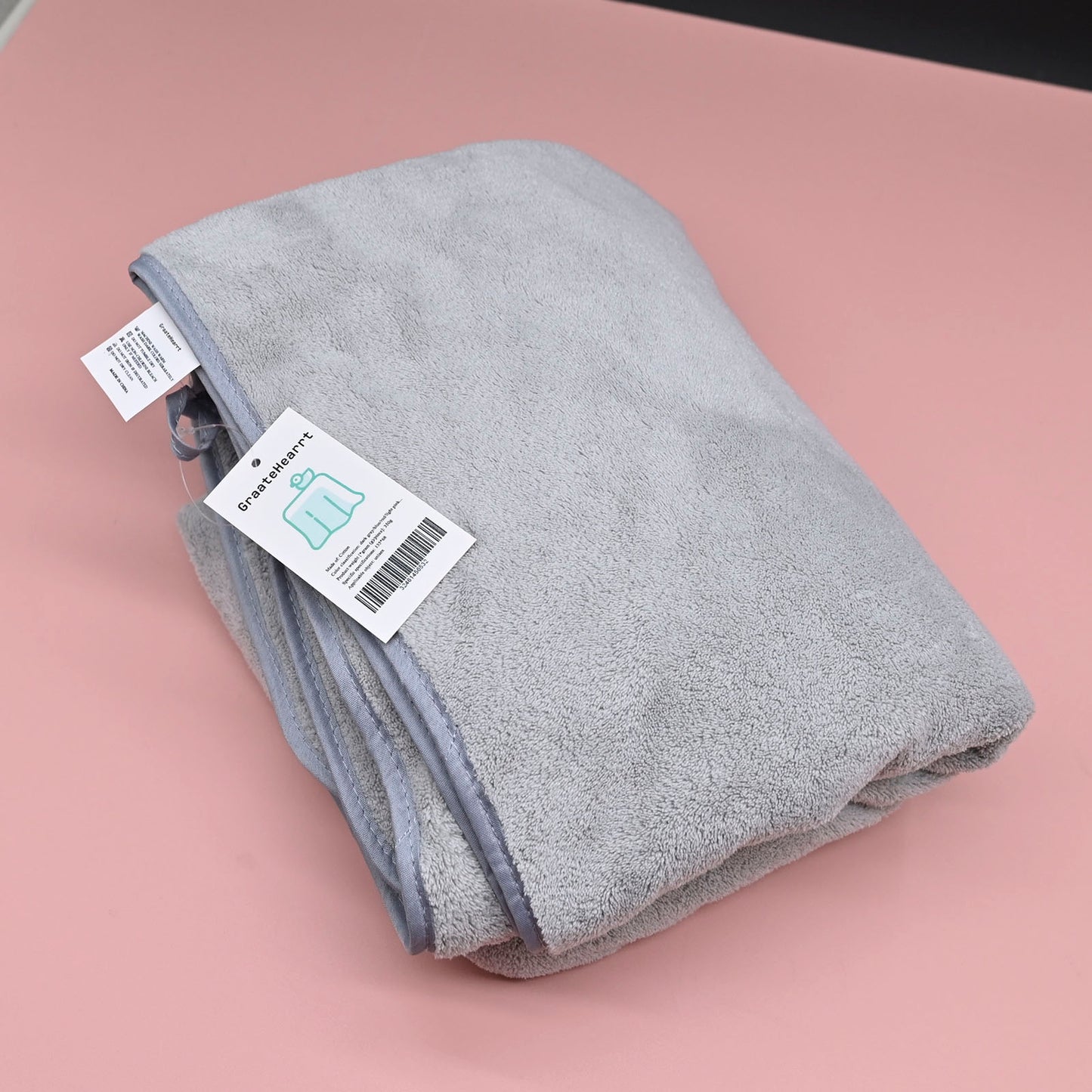 GraateHearrt Soft Quick-Dry Bath Towel For Home / Hotel