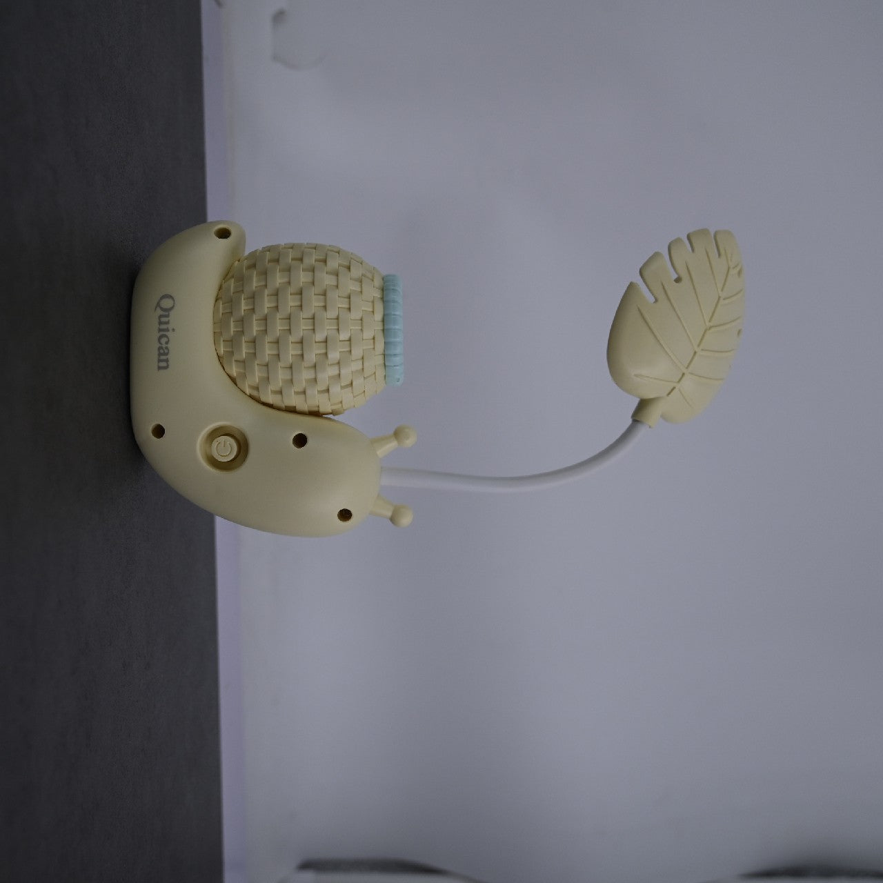 Quican Cute Cartoon Snail Shape Desk Lamp for Children Protect Eyes Lamp In Yellow