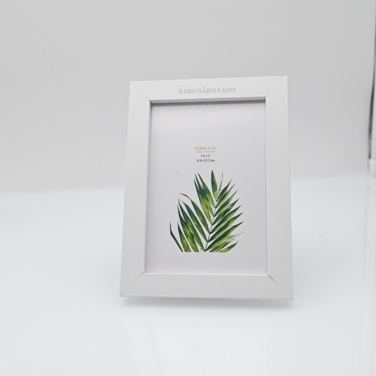 xiaoxianxian 5 Inches MDF Photo Frame Picture Frame In White for Room Ornament