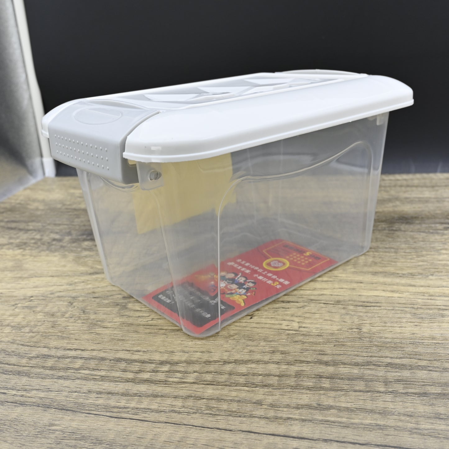 Garbage fighter Plastic Storage Box Finishing Drug Stationery Skin Care Products Storage Basket