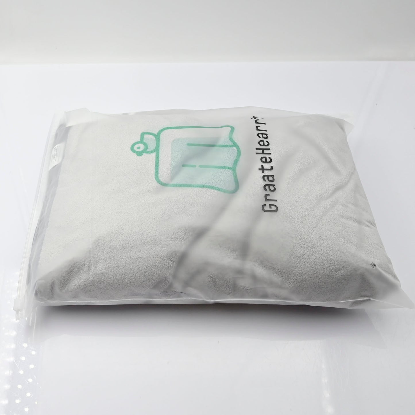 GraateHearrt Soft Quick-Dry Bath Towel For Home / Hotel