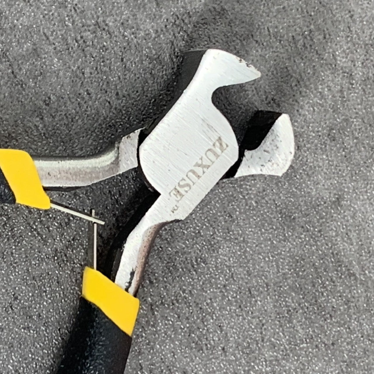 Nail Puller Tool TRA-7 Inch Nail Puller, Nail Remover Tool, Carpenter Tools Nail Puller Pliers End Nippers Nippers Tool Pulling Nails Cutting Wires End Cutting Pliers