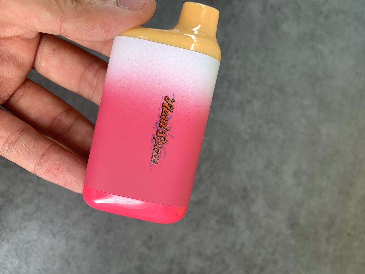 Head Space Light Nicotine Fruit Flavor Content E-cigarettes in Red