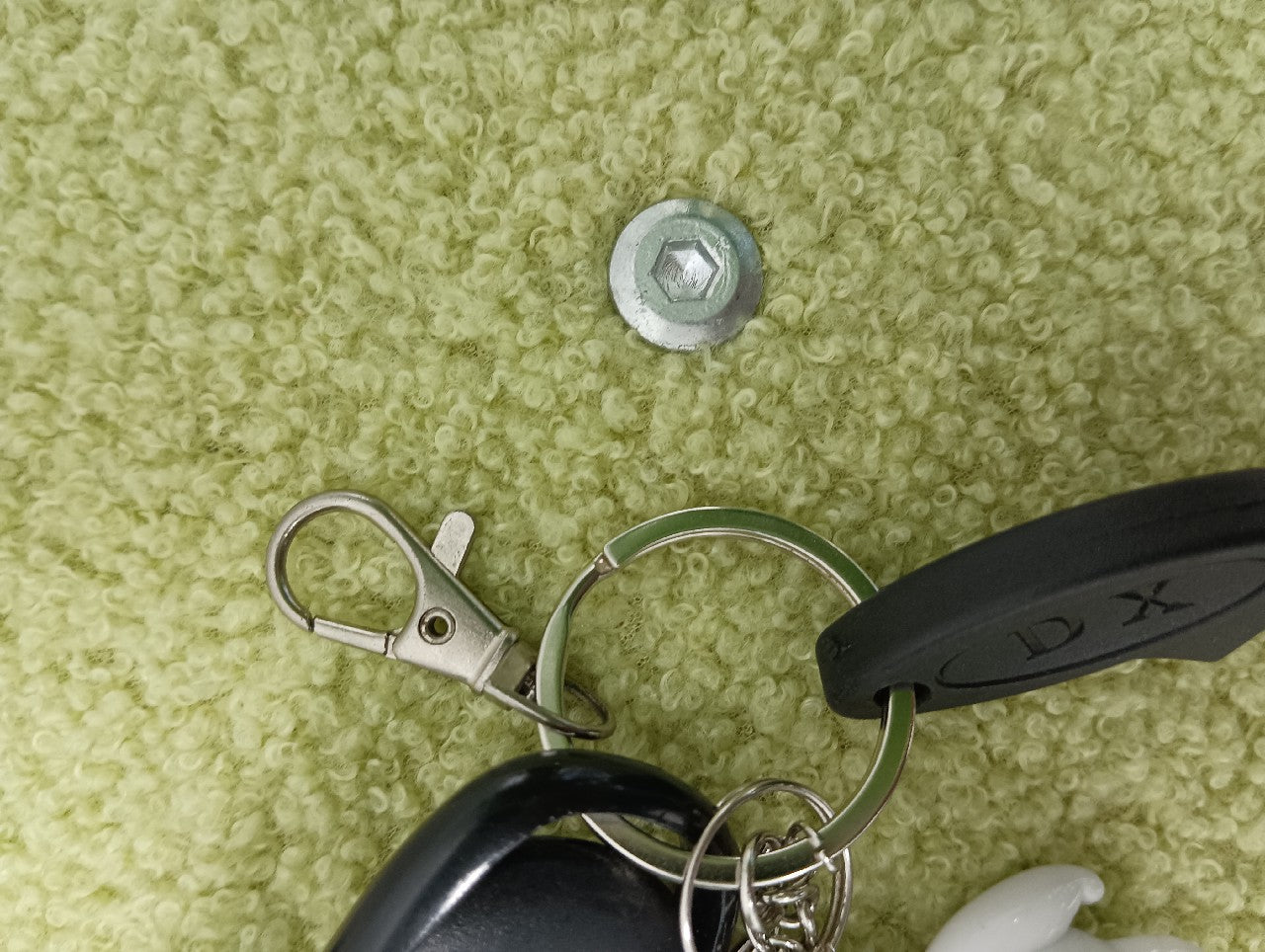 waaoonue 1 Inch Flat Key Ring Metal Key Ring Flat Ring For Home Car Key Attachment