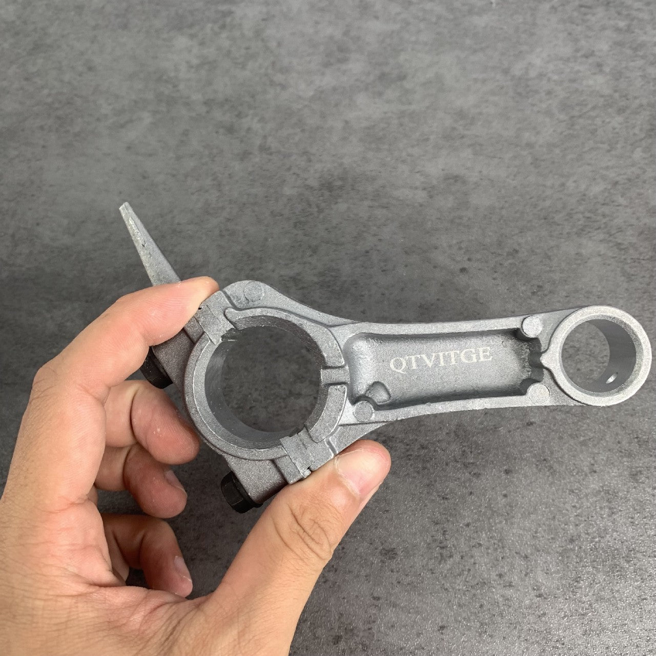 QTVITGE Metal Connecting Rod Engine Connecting Rod Replacement, Universal