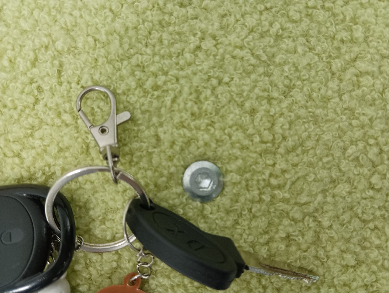 waaoonue 1 Inch Flat Key Ring Metal Key Ring Flat Ring For Home Car Key Attachment