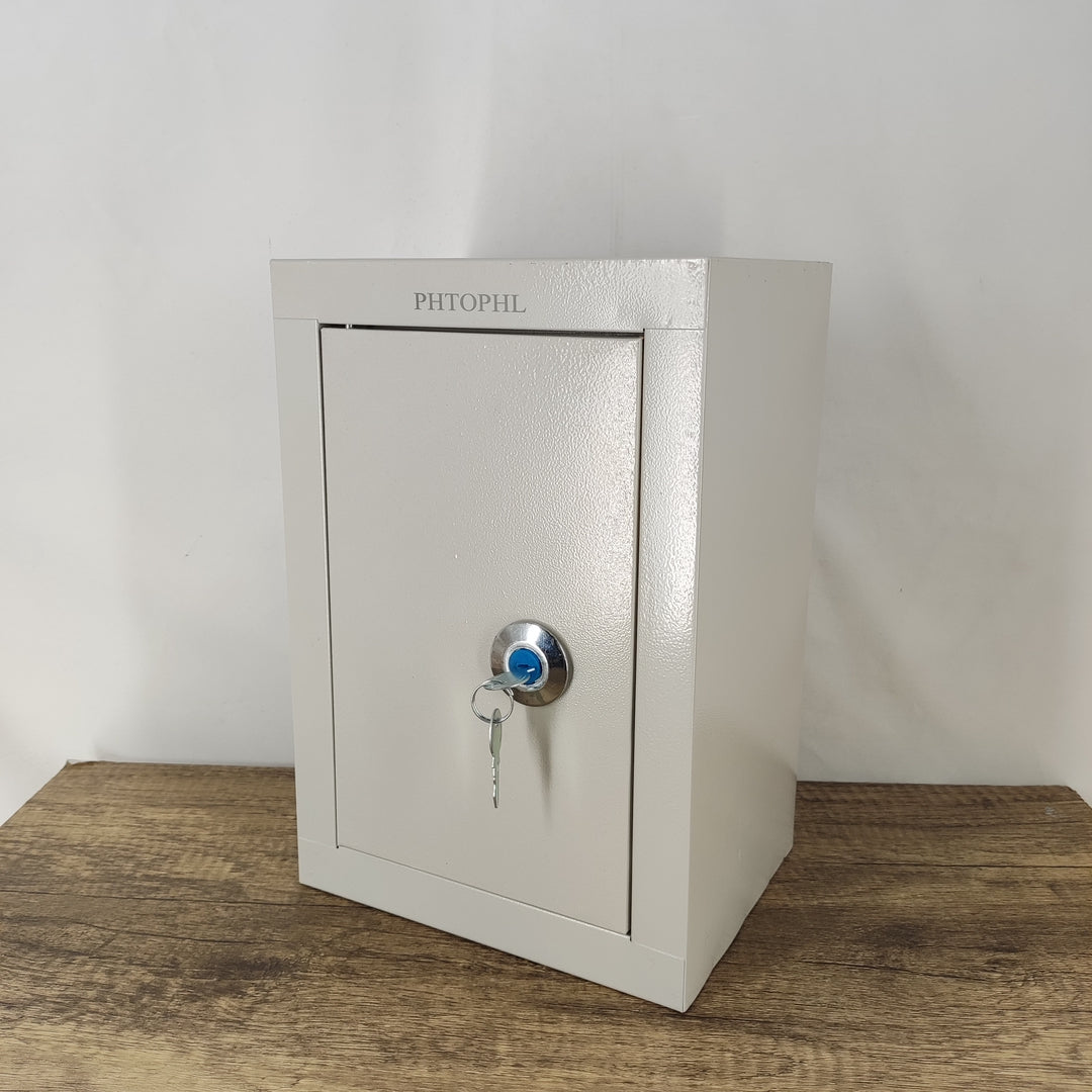 PHTOPHL Electrical Distribution Boxes for Safe and Reliable Power Distribution