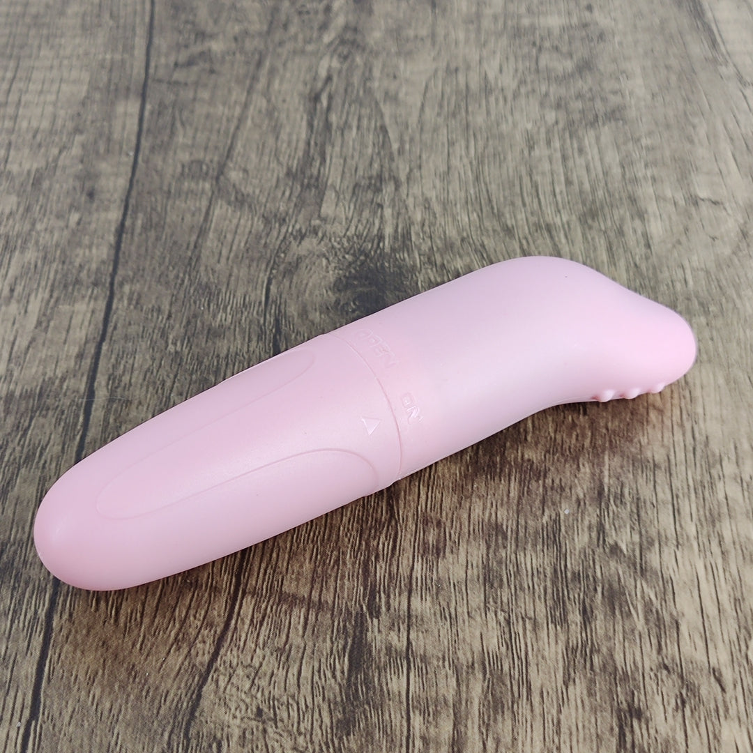 FEHEOO Pink Pleasure: Body-Safe Adjustable Intensity Dolphin-Shaped Vibrator for Couples & Solo Enjoyment