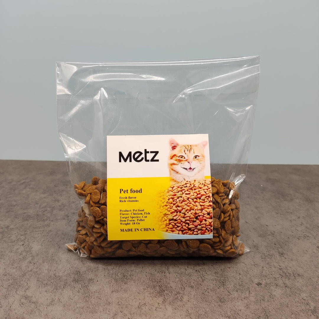 Metz Chicken & Fish Dry Cat Food, 18 Oz - Essential Nutrition for Small Breed Cats
