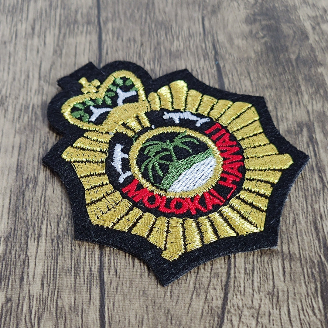 XCQO Premium Gold Embroidered Badge Patch - Versatile Sew or Iron-On