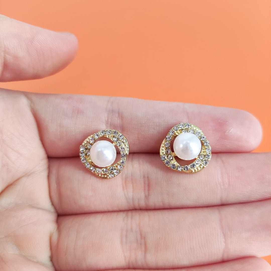 MEETUHAP Elegant Fashion Stud Earrings - Ideal for Every Occasion