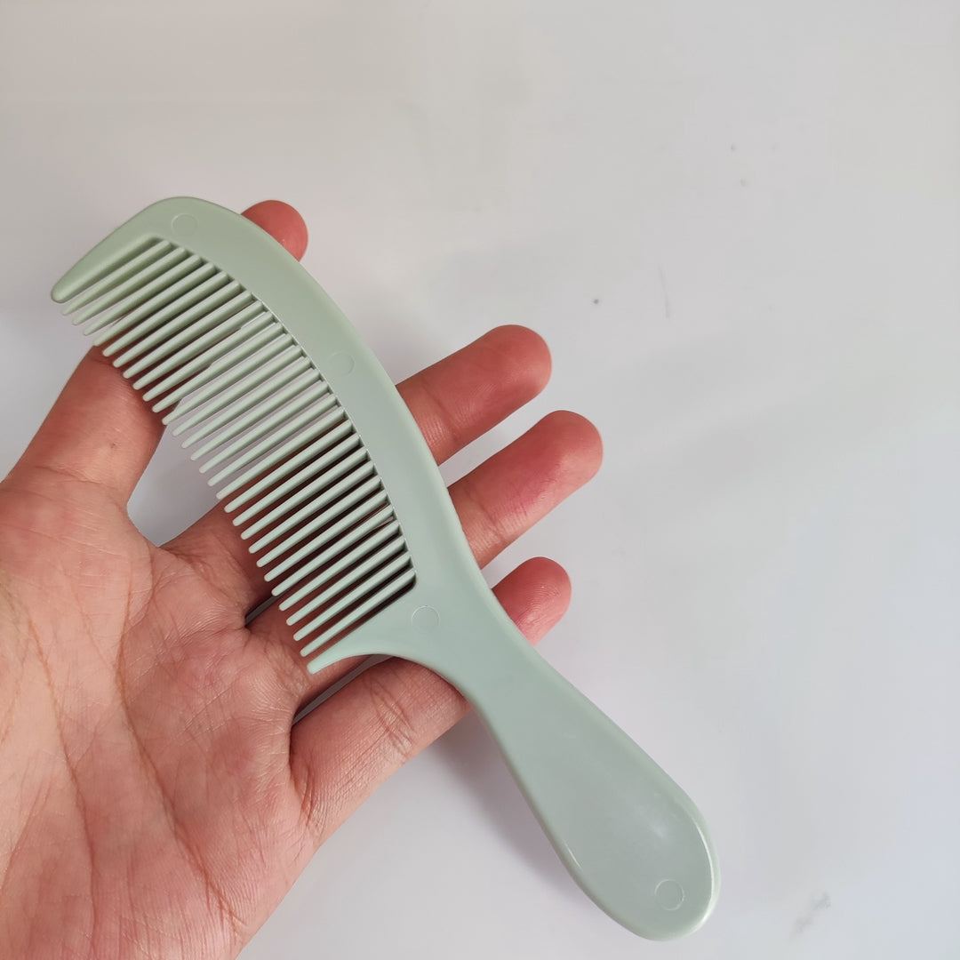 糖葫芦 Elegant Matcha Green Comb: The Ultimate Styling Companion for Effortless Grooming and Hair Care