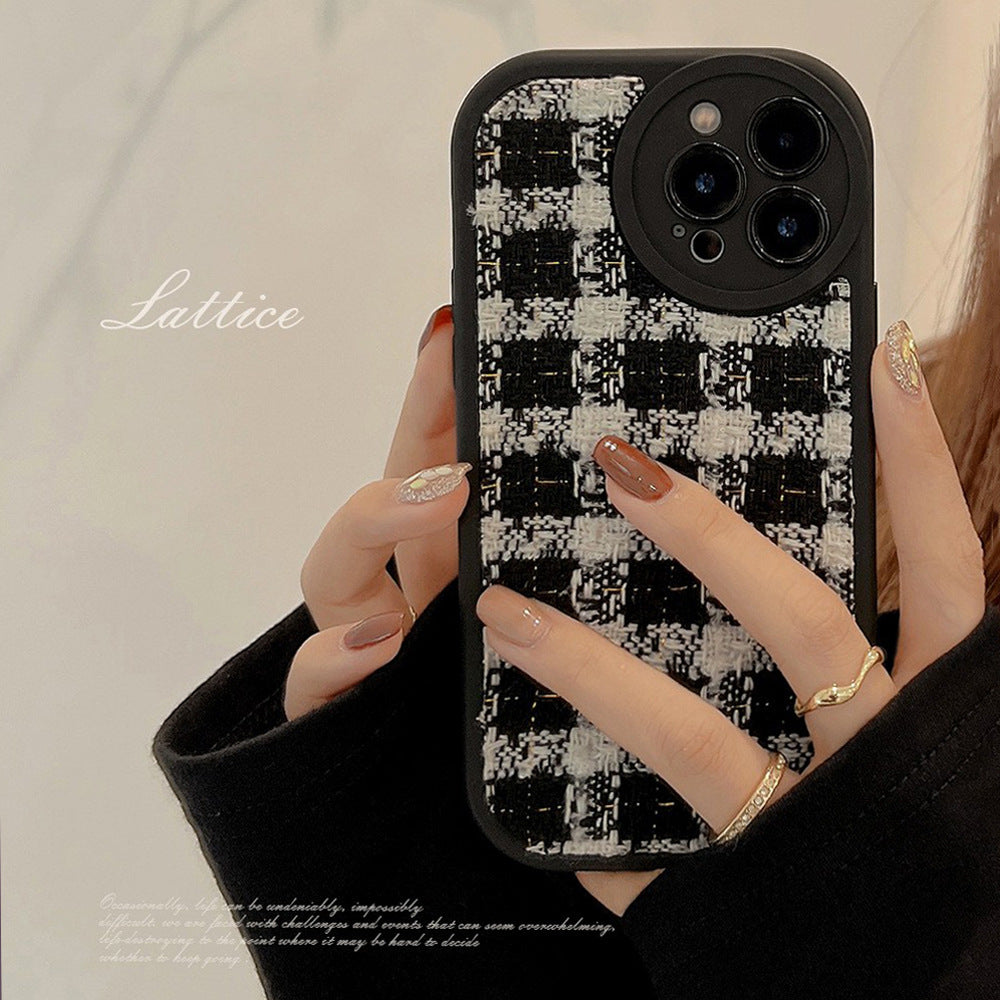 Elegant Tweed Style Plaid 15pro Max Apple Case for iPhone 14/13/12 – Breathable & Full-Protection Velvet Fabric Design