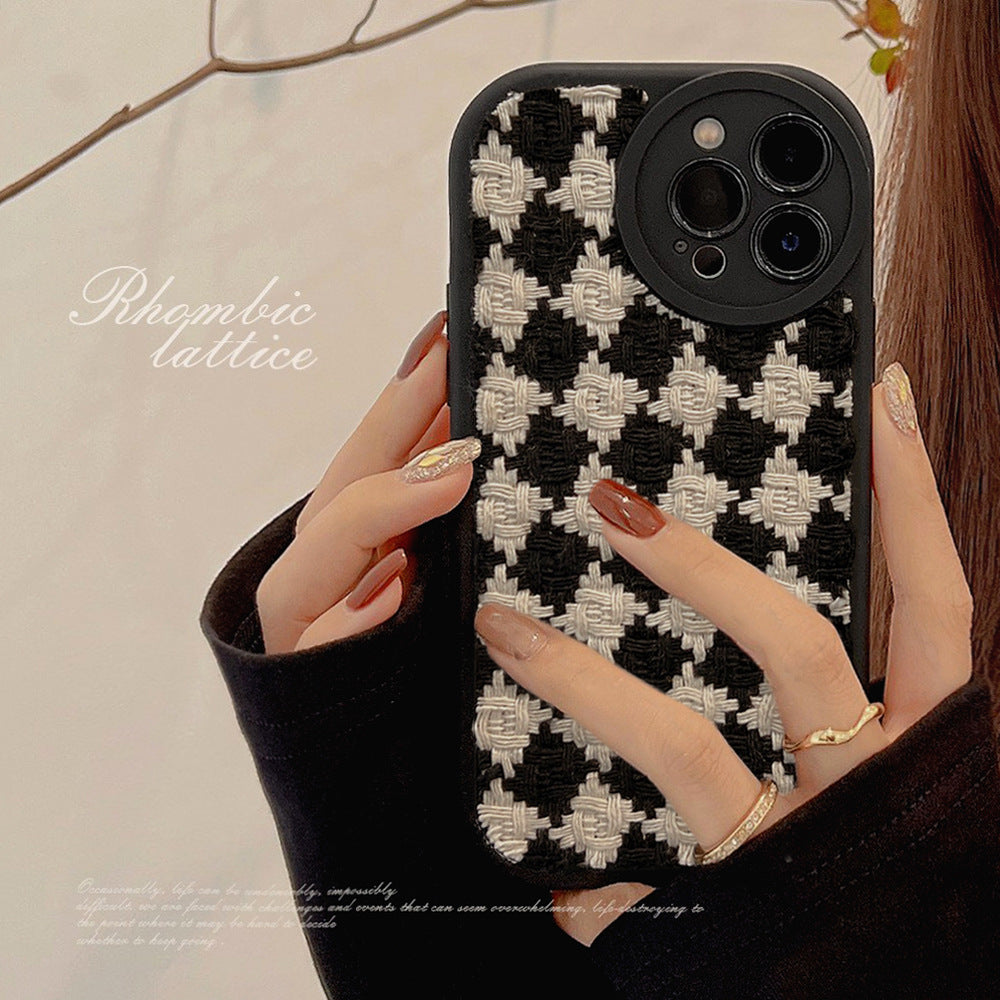 Elegant Tweed Style Plaid 15pro Max Apple Case for iPhone 14/13/12 – Breathable & Full-Protection Velvet Fabric Design