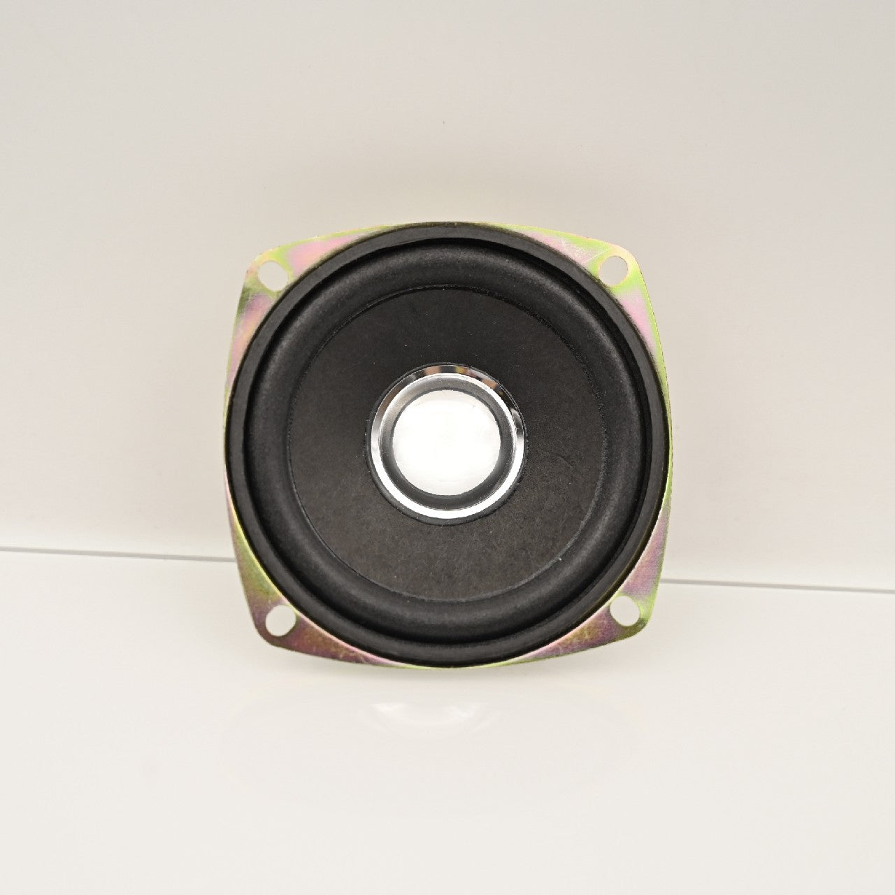 EBDODA High-Powered Loudspeaker Horn for Enhanced Sound Projection