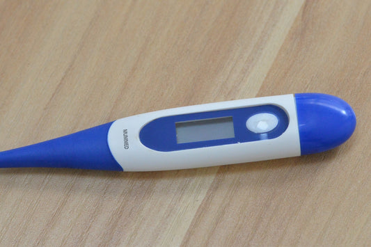 MUMMED Flexible Head Fever Thermometer with Flexible Head, Easy to Read and Use