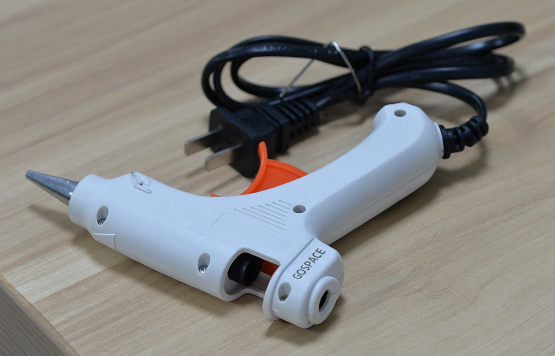 Gospace Hand-Operated Gun for the Extrusion of Mastics, Plastic, White and Red