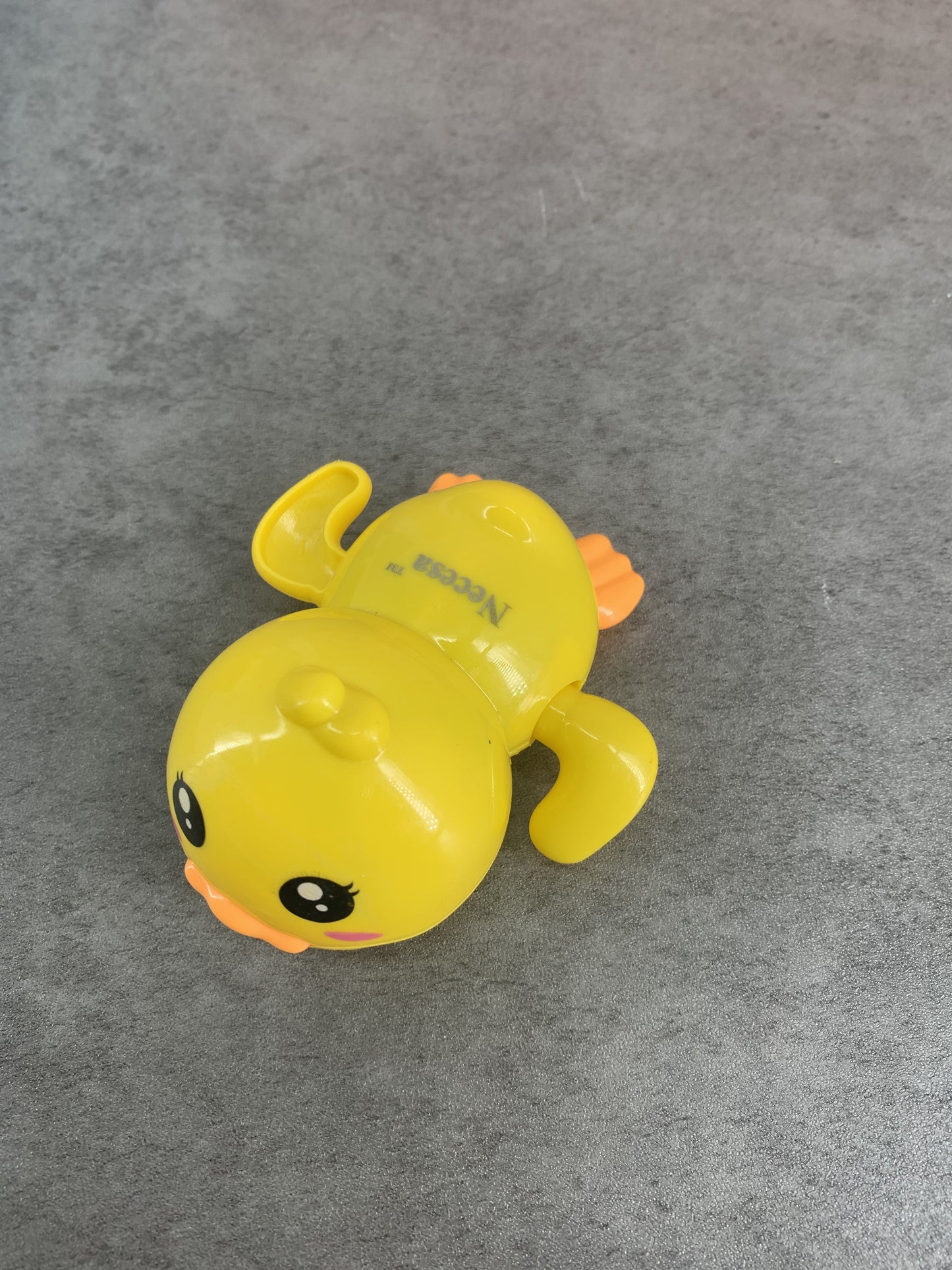Necesa Bath Toy for Toddlers Wind Up Big-eyed Yellow Duck
