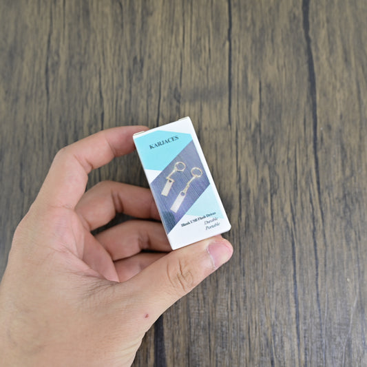 KARJACES Portable 32GB USB 3.0 Flash Drive in Silver