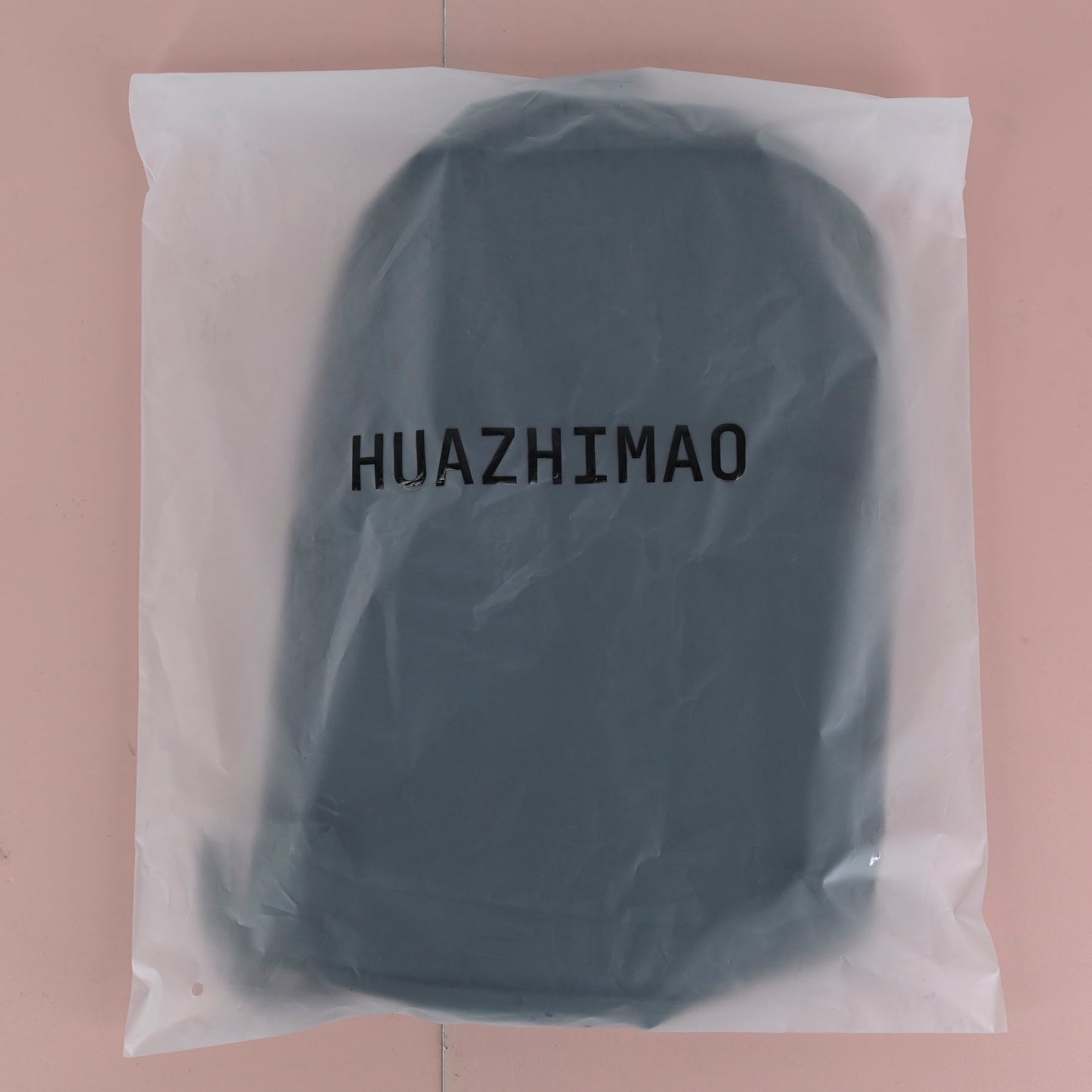 HUAZHIMAO Unisex Backpacks in Black