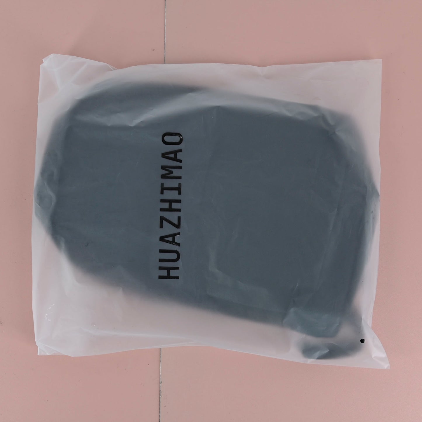 HUAZHIMAO Unisex Backpacks in Black