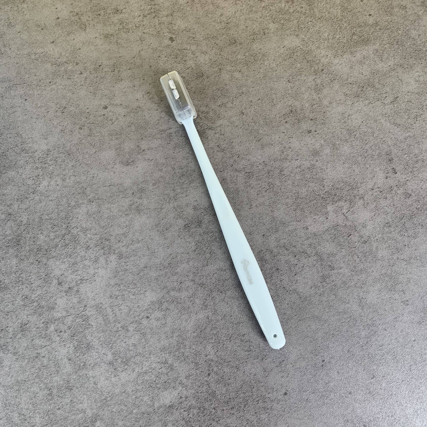 Homtas Clean Toothbrush Blue Toothbrush, Medium Toothbrush for Adults, 1 Pack