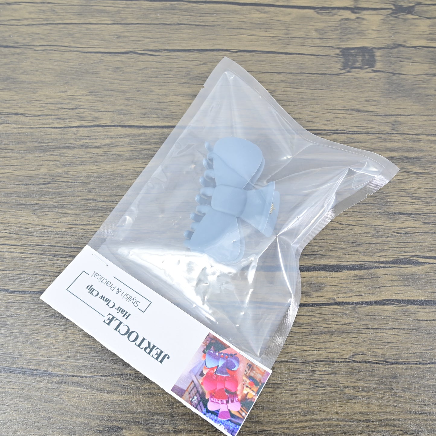 JERTOCLE 1PC 3.7 Inch Hair Claw Clip for Thin Thick Curly Hair in Blue