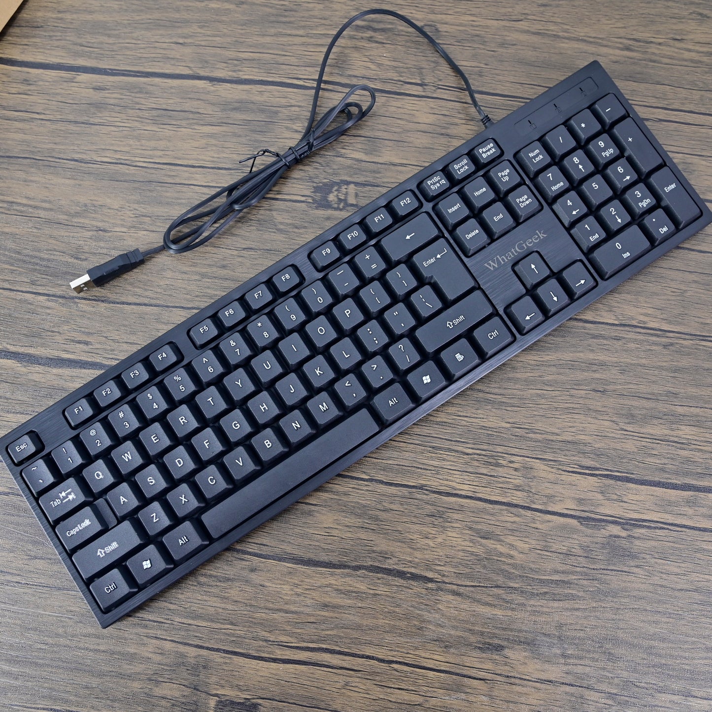 WhatGeek Wire Keyboard for Desktop Computer in Black