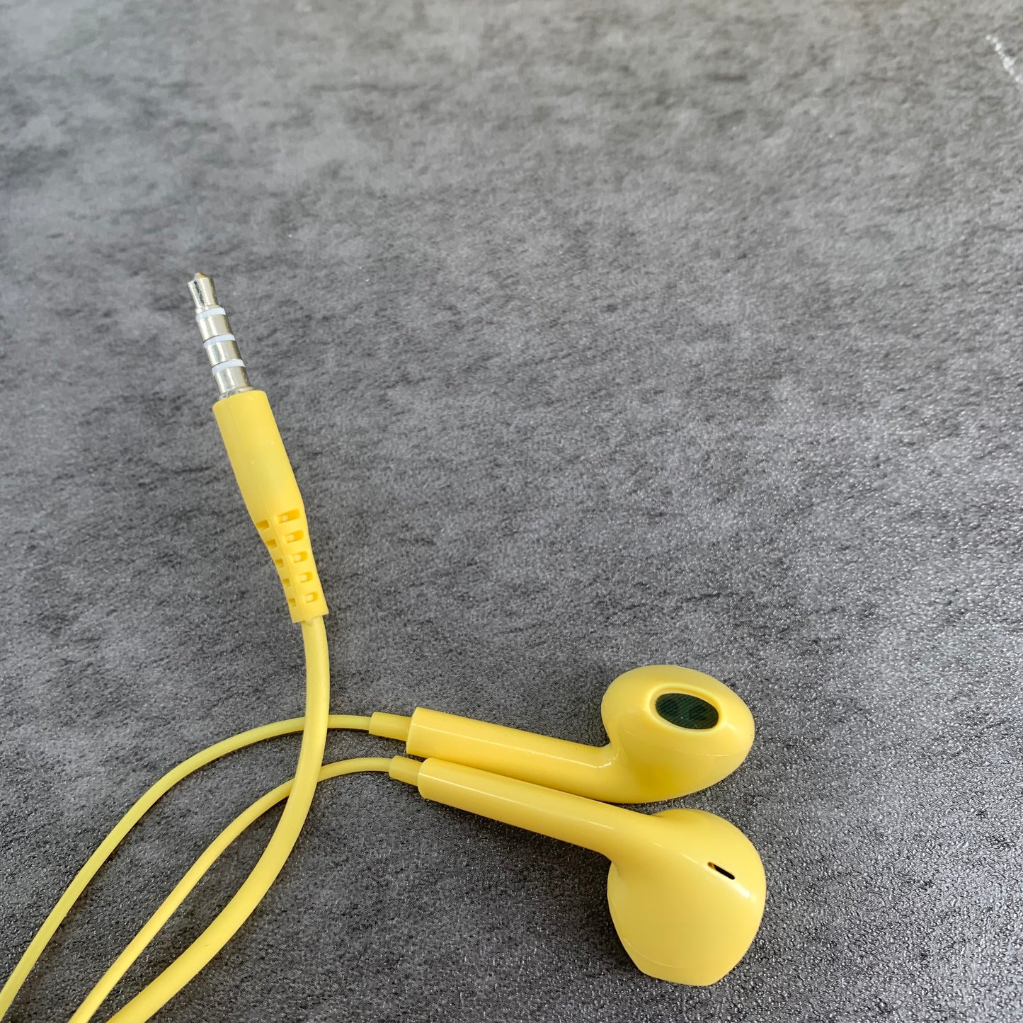 JIMALL Yellow 3.5mm Jack Wired Earphones with Microphone