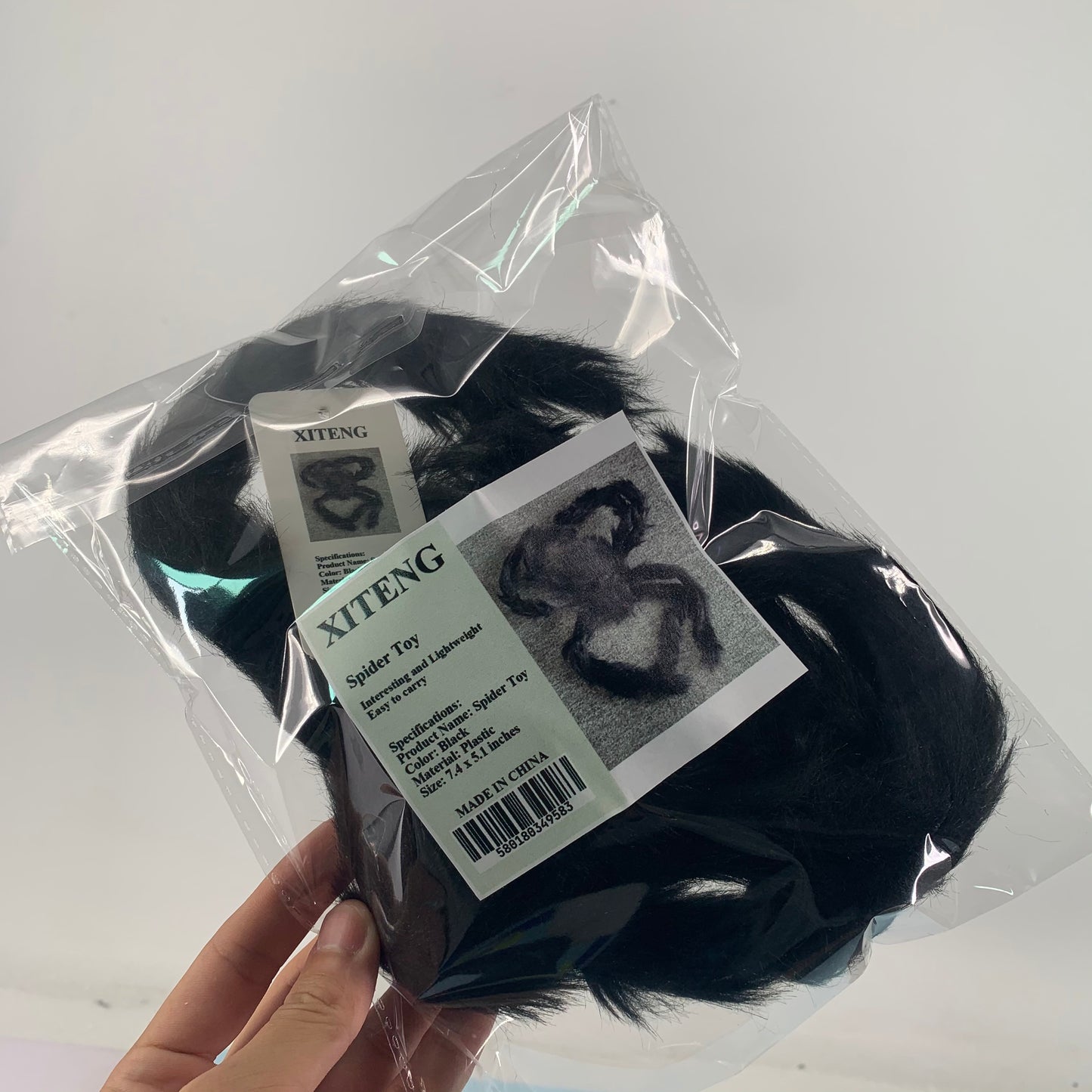 XITENG Funny Novelty Prank Props Realistic Plastic Spider Toys for Playing, Black