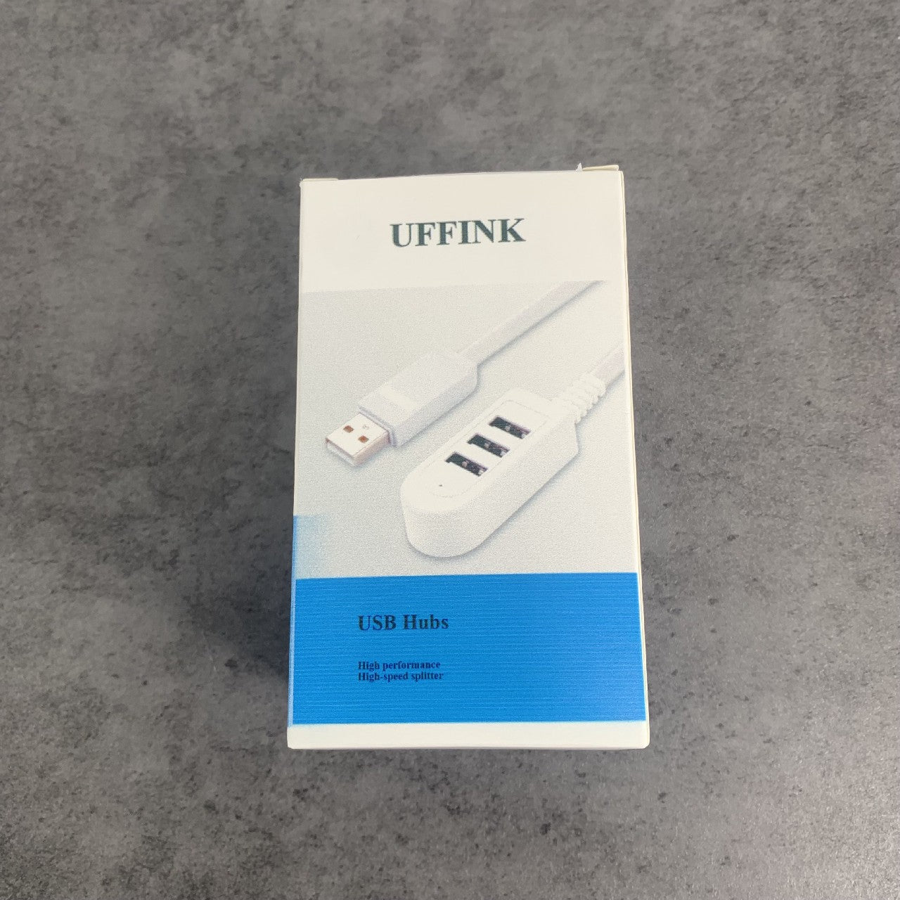 UFFINK Cross-border USB Expansion Computer Splitter Converter Multi-function Fast Charge One Minute Three Car U Disk Mobile Phone Hub