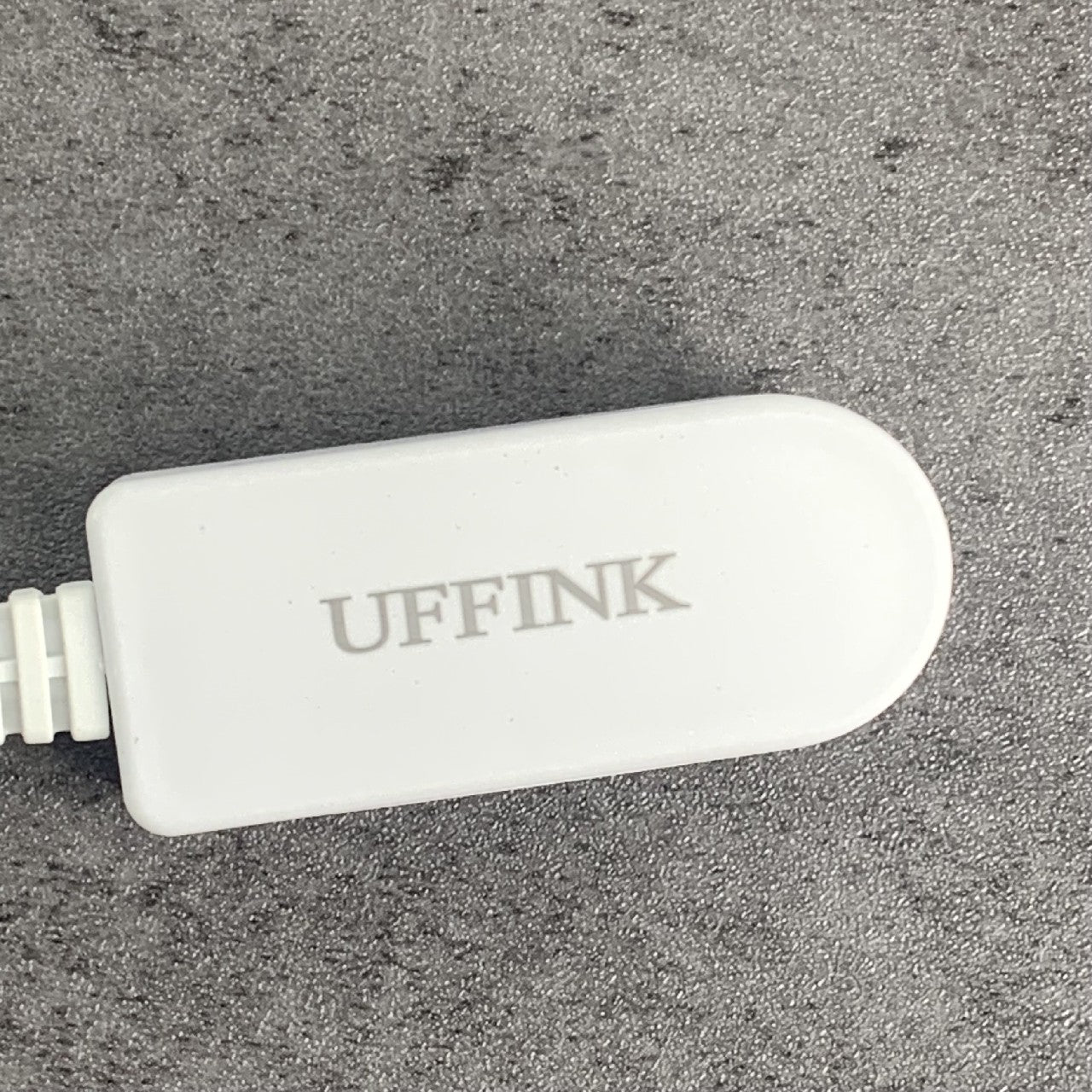 UFFINK Cross-border USB Expansion Computer Splitter Converter Multi-function Fast Charge One Minute Three Car U Disk Mobile Phone Hub